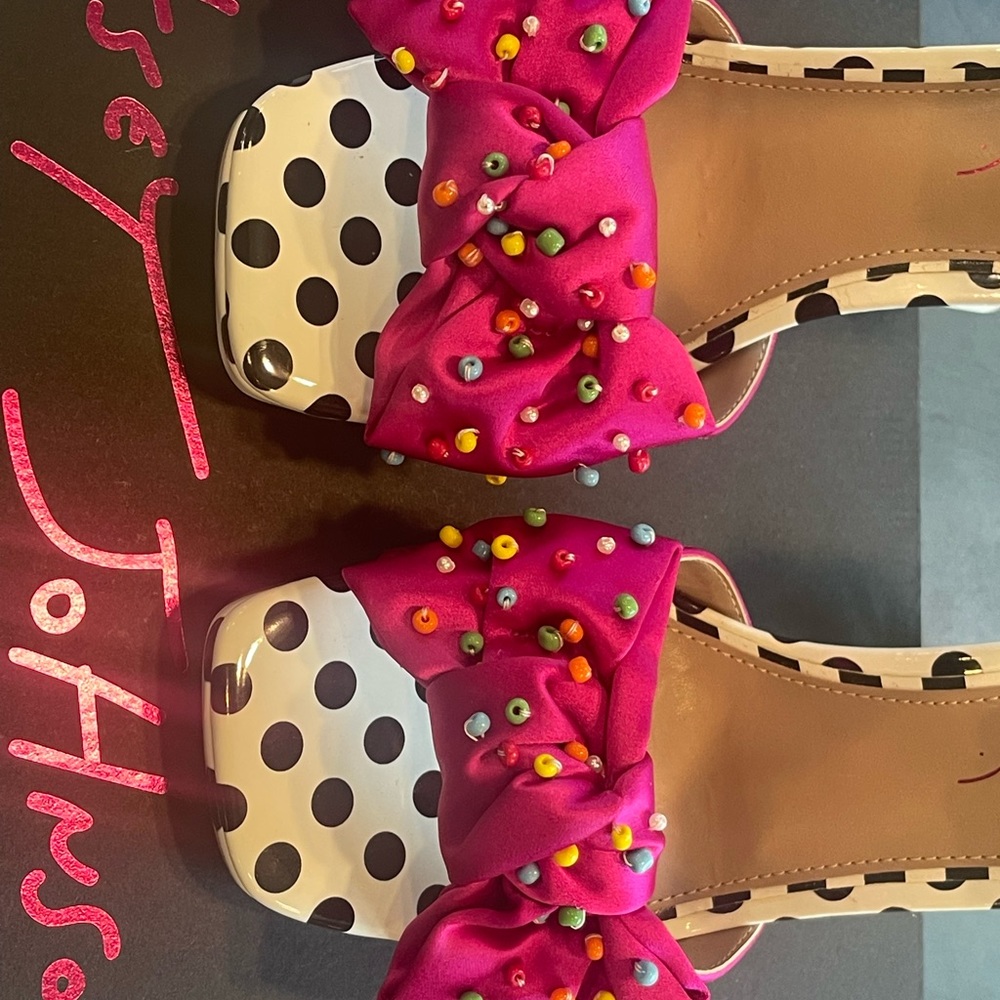 New Betsey Johnson New Almma Multi Color Womens Size 8.5 Stunning gorgeous heels - Picture 6 of 7